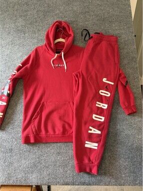 Nike Air  Jordans Red Track Jogger/Sweatpants Set LG